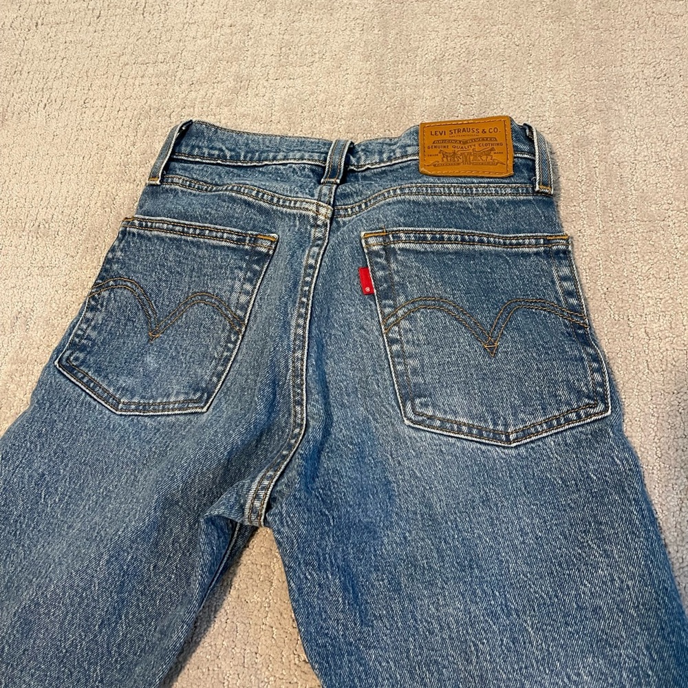 Levi's wedgie jeans